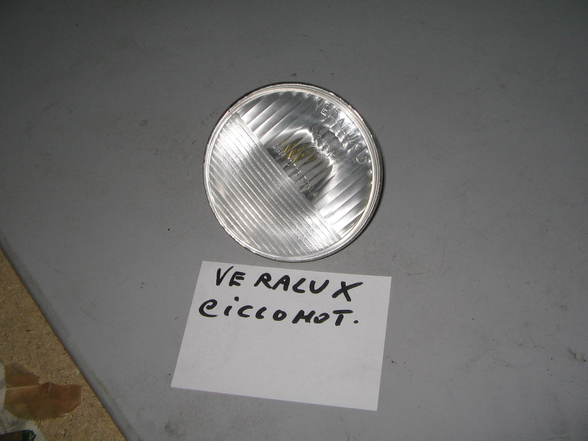 FARO CICLOMOTORE N.1.837